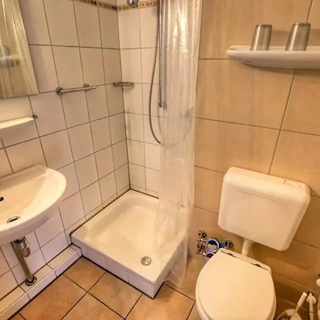 - Haus B, App 0b0610